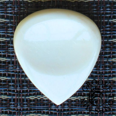 Groove Tones Mini Buffalo Bone Guitar Plectrums - Click Image to Close