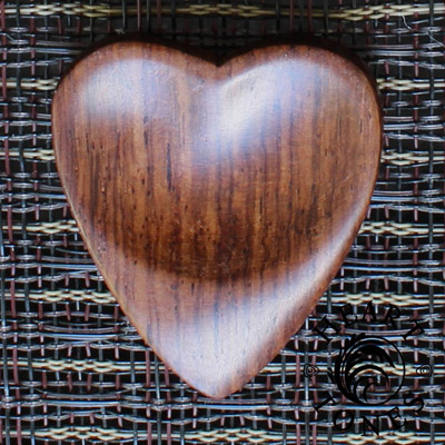Heart Tones Indian Rosewood Guitar Plectrums - Click Image to Close