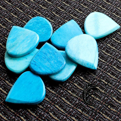 Jazzy Tones Turquoise Bone Guitar Plectrums - Click Image to Close