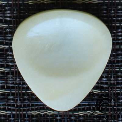 Stub Tones Buffalo Bone Guitar Plectrums - Click Image to Close