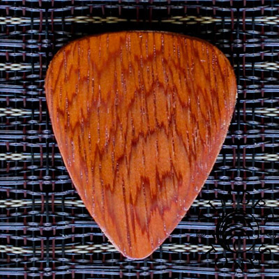 Timber Tones Cobra's Saffron Guitar Plectrums - Click Image to Close