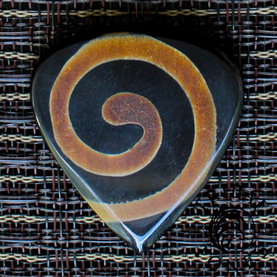 Tribal Tones Snake Guitar Plectrums - Click Image to Close